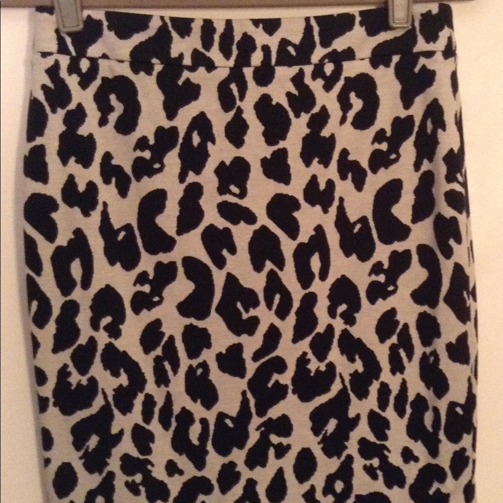 Gorgeous NWOT Wolford mini skirt!